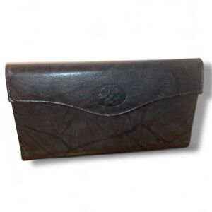 Julia Buxton NWOT Women's Heiress Organizer Clutch Leather -Kisslock , Black